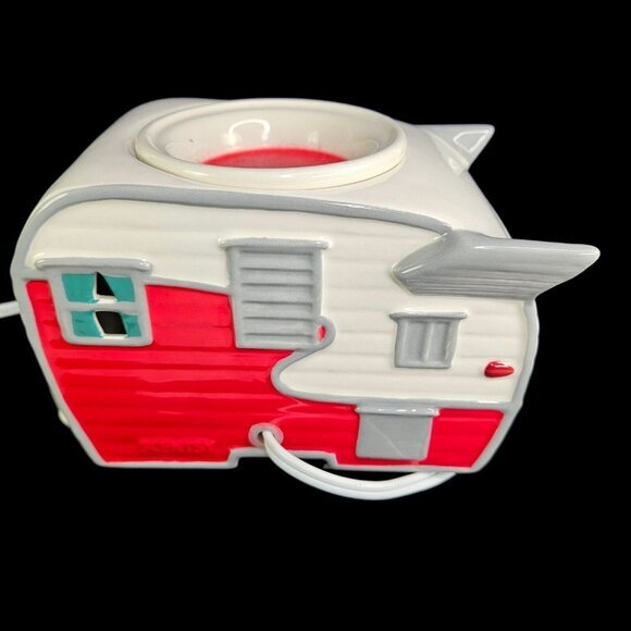 Scentsy Road Less Traveled Shasta Camper Trailer Full Size Wax Warmer Retir READ - Picture 3 of 12